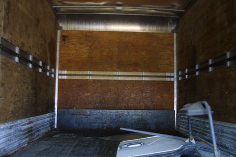 For all of you dry freight truck body replacement needs, equipmentsalesontario@gmail.com.