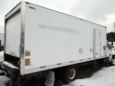 Used 24 FT. Commercial Babcock, Dry Freight Truck Box, Toronto Ontario.